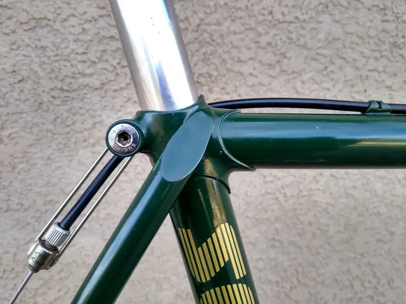 SCHWINN VOYAGEUR 198617.jpg