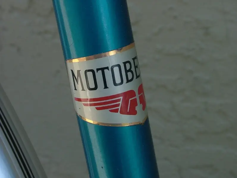 MOTOBECANE LE CHAMPION 5.webp