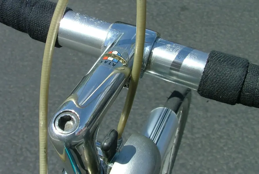 MOTOBECANE LE CHAMPION 19.webp