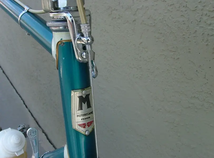 MOTOBECANE LE CHAMPION 32.jpg