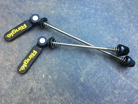 ringle black twisters.webp