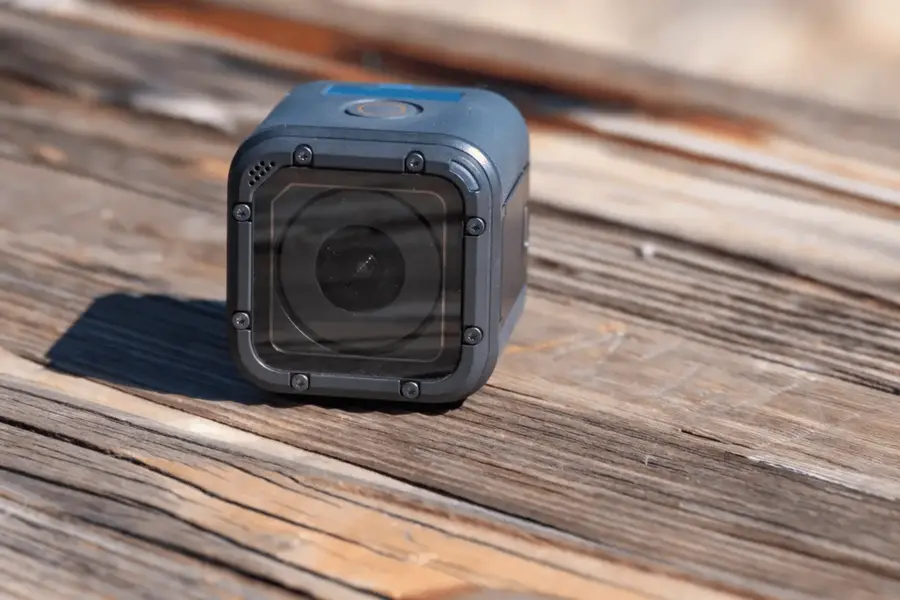 Screenshot 2023-01-26 at 19-49-24 gopro-hero5-session-05.jpg (WEBP Image 1200 × 800 pixels).webp