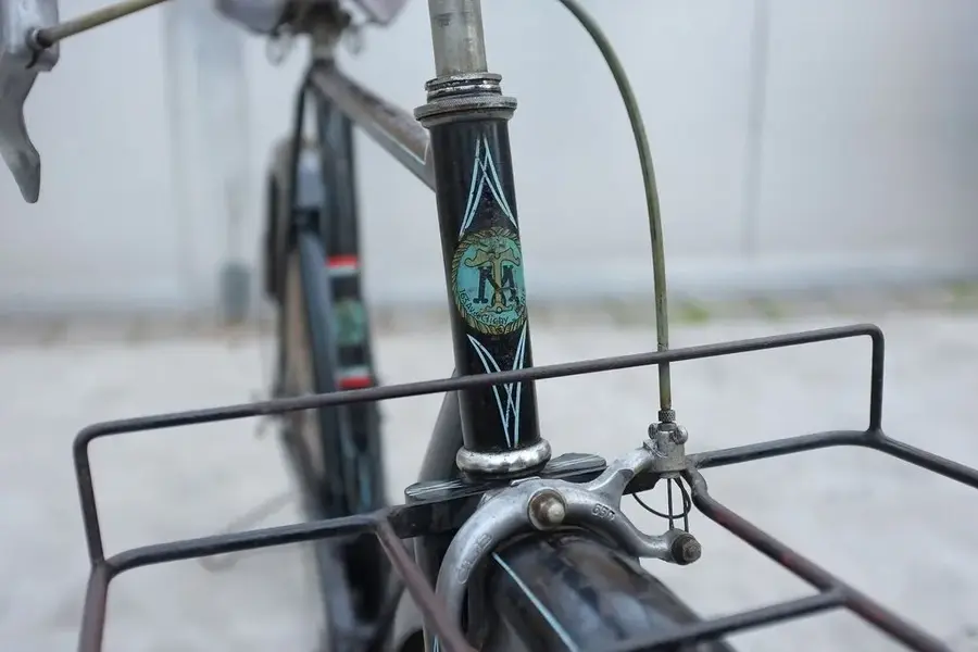  1957 Tamboite Porteur%0AH. Leynaud10.webp