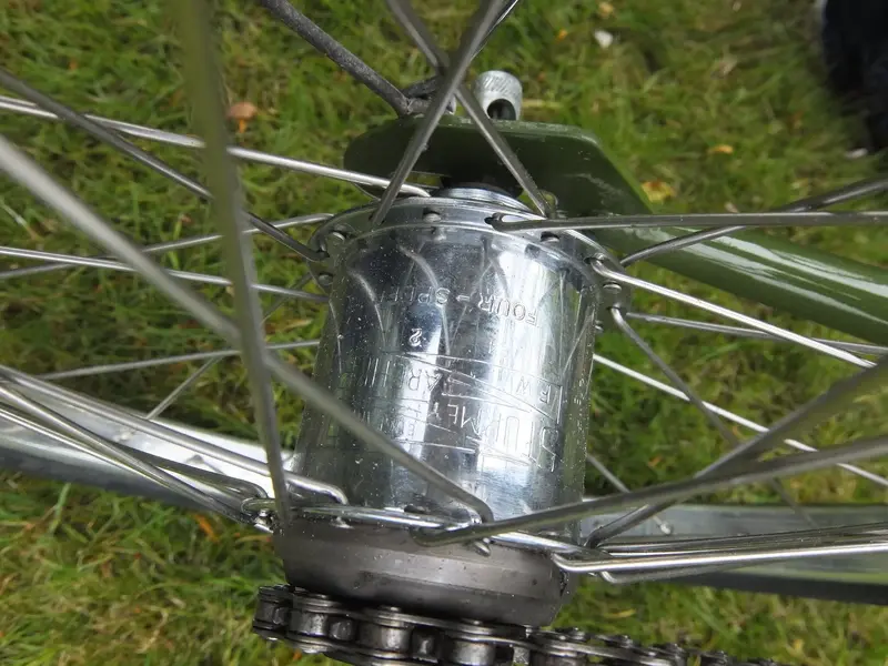 MOULTON SAFARI 27.webp