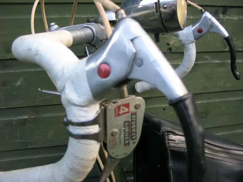 MOULTON SAFARIS 7.jpg