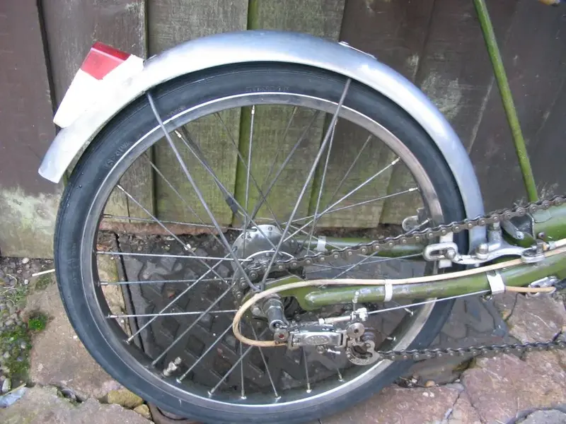 MOULTON SAFARIS 8.jpg