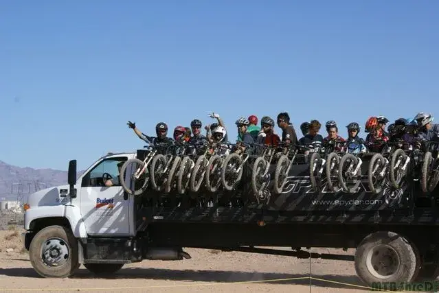shuttle-truck.jpg