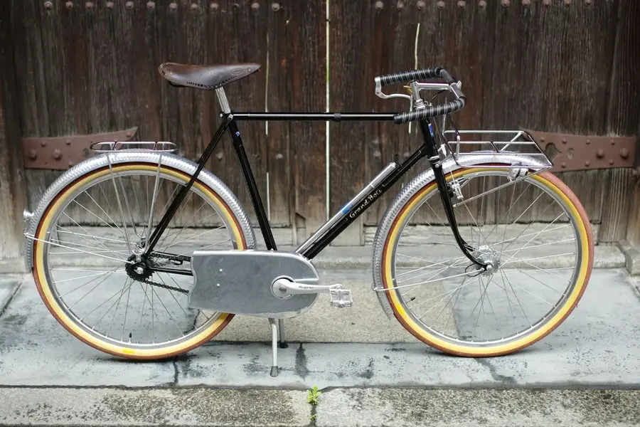 GRAND BOIS PORTEUR 1.webp