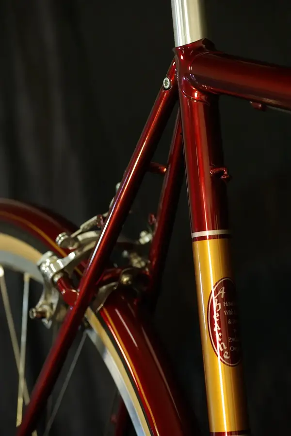 AHEARNE PORTEUR 1.webp