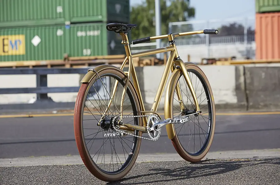 SPEEDVAGEN URBAN RACER 2.jpg
