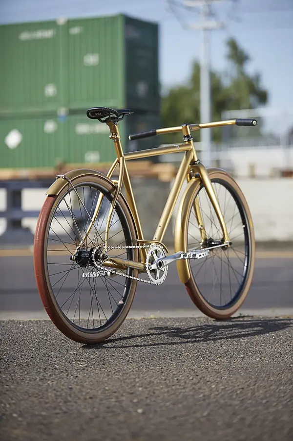 SPEEDVAGEN URBAN RACER 3.jpg