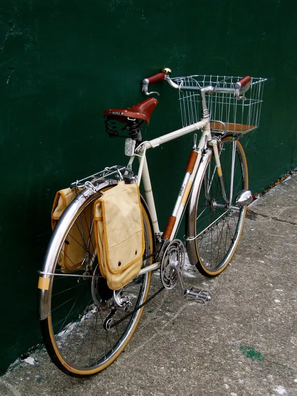 RALEIGH GRAND PRIC 1977 14.jpg