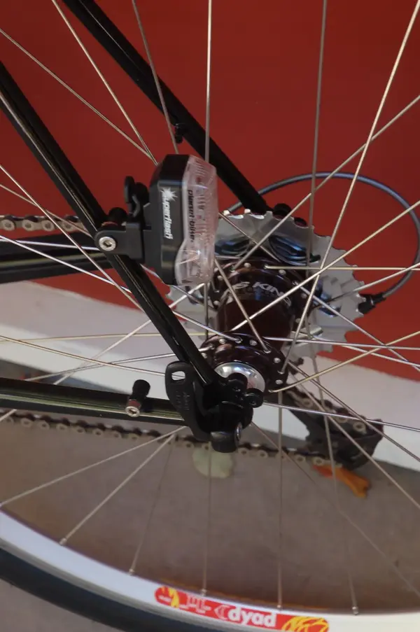 VELO CULT3.jpg