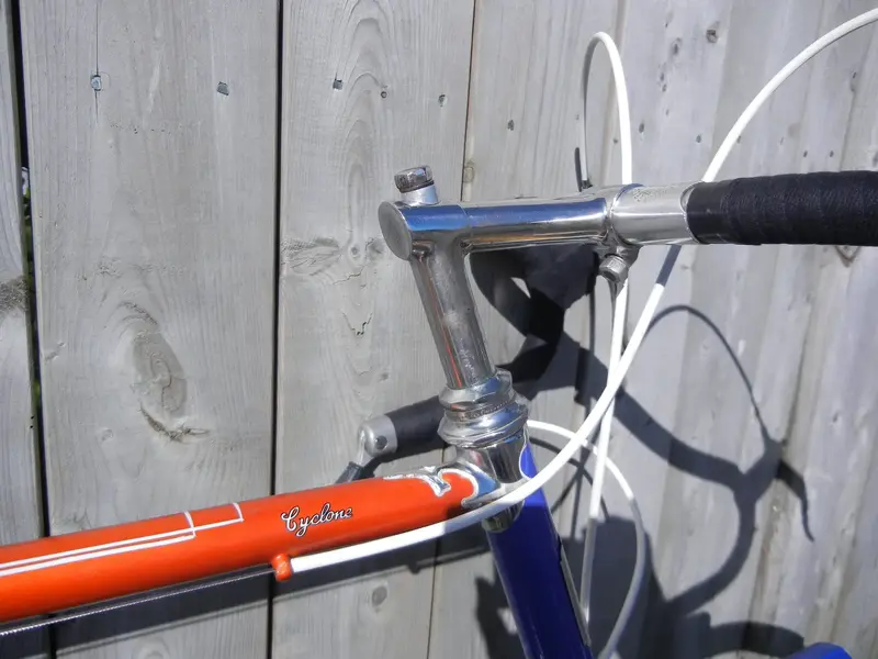 HOLDSWORTH CYCLONE 19543.jpg