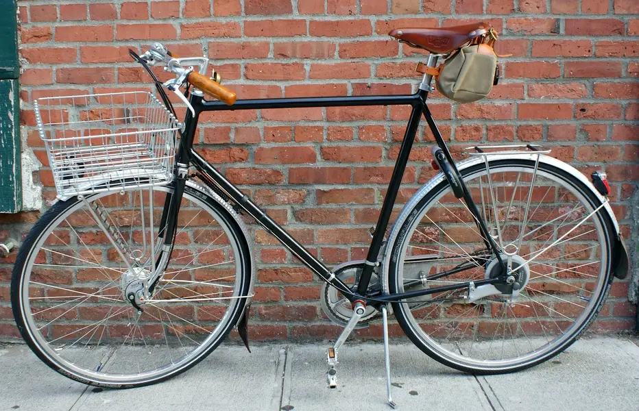 SCHWINN SPORTS TOURER TOWNIE 1970S 12.webp