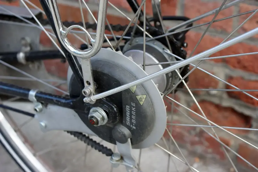 SCHWINN SPORTS TOURER TOWNIE 1970S 14.webp