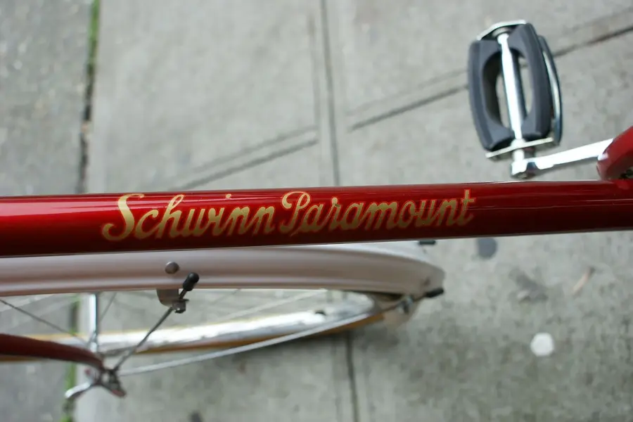 SCHWINN PARAMOUNT TOURIST 1951 5.webp