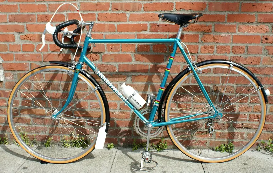 HOLDSWORTH 1970S 27.webp