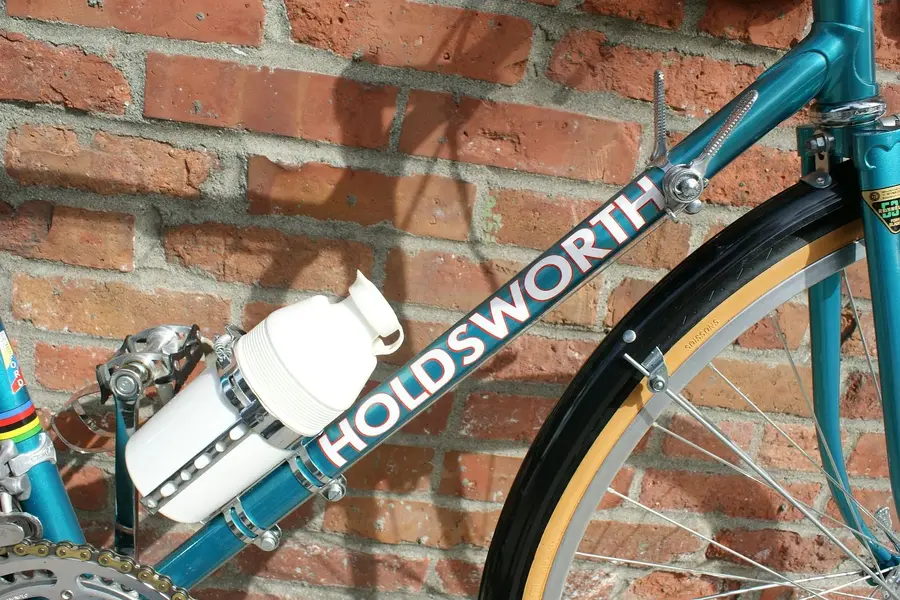 HOLDSWORTH 1970S 12.webp