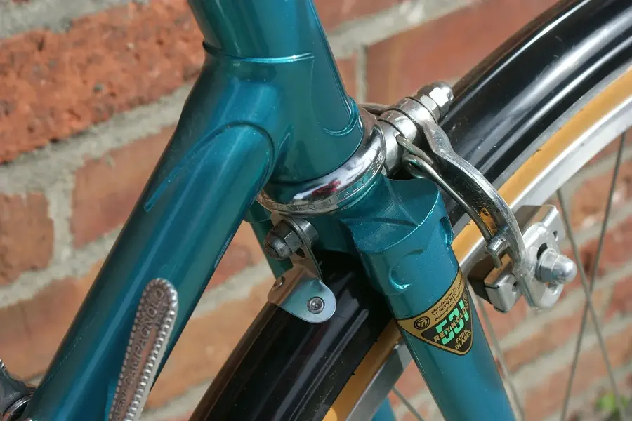 HOLDSWORTH 1970S 13.webp
