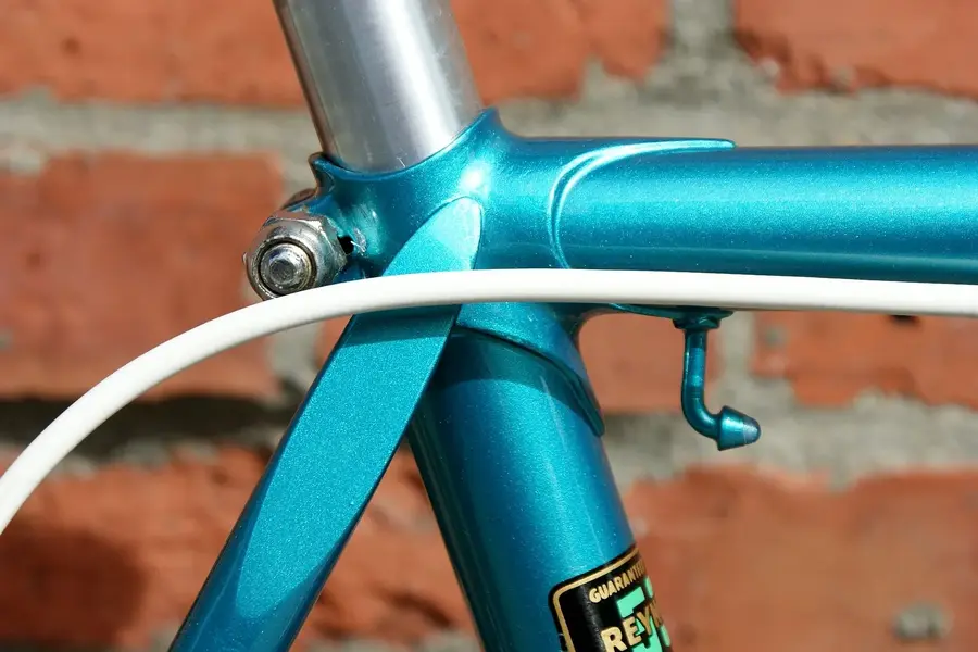 HOLDSWORTH 1970S 14.webp