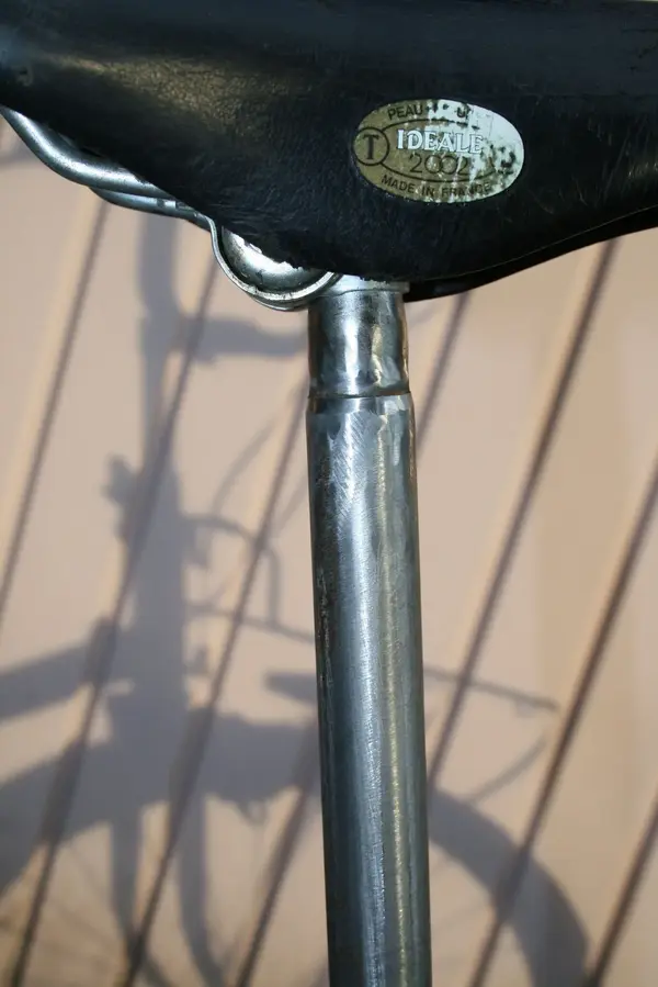 Peugeot 1970s 8.jpg