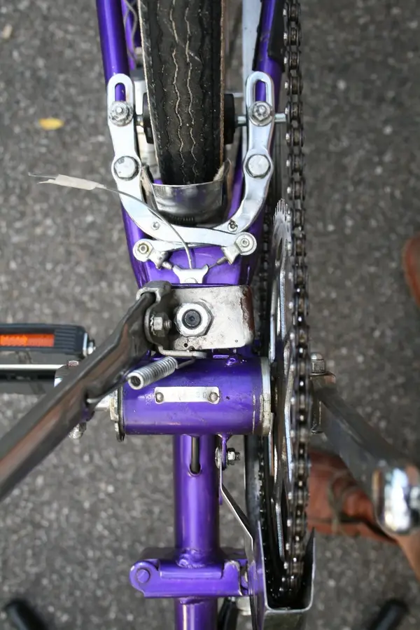 Peugeot 1970s 9.jpg