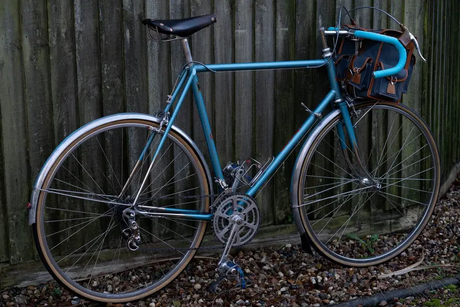ALEX SINGER SPORTIF 2.webp