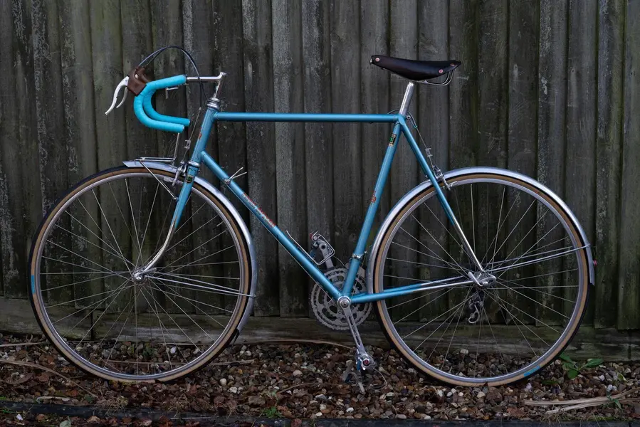 ALEX SINGER SPORTIF 33.webp