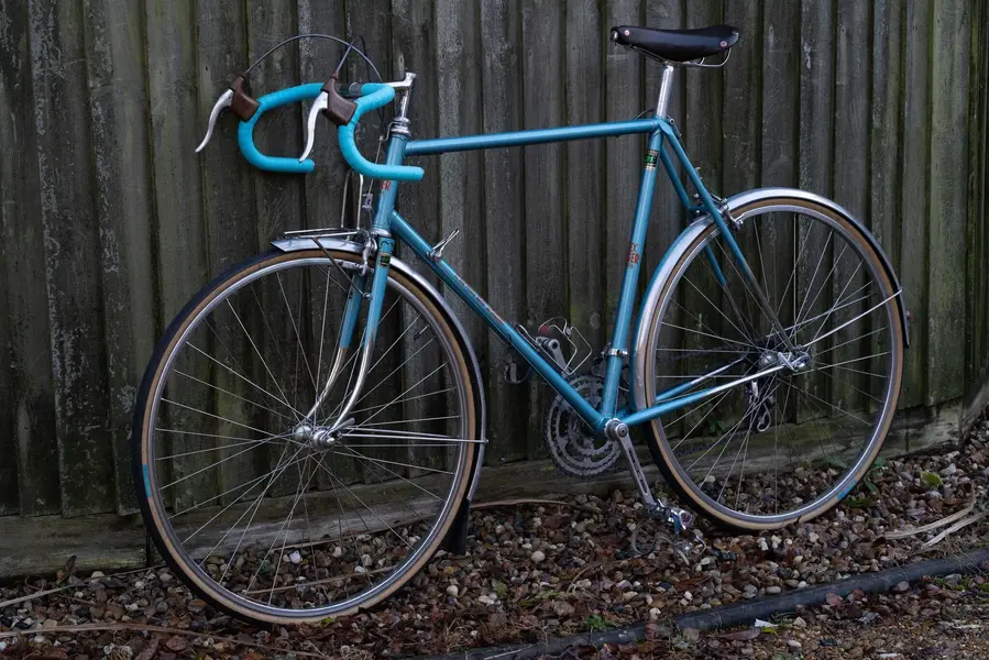 ALEX SINGER SPORTIF 34.webp