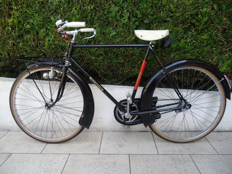 Motobecane Porteur 1964 2.webp
