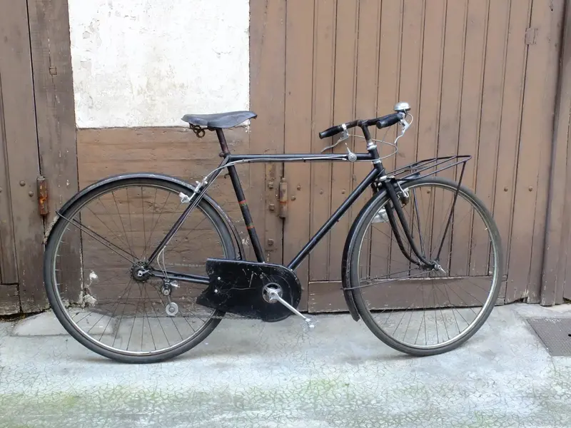 Black porteur1.webp