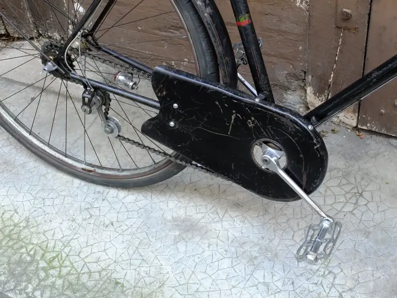 Black porteur2.webp
