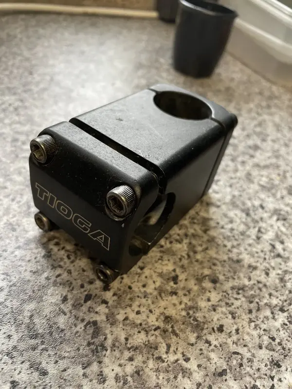 6069B7BE-66DA-4C80-9A5D-FBA3FDA99287.webp