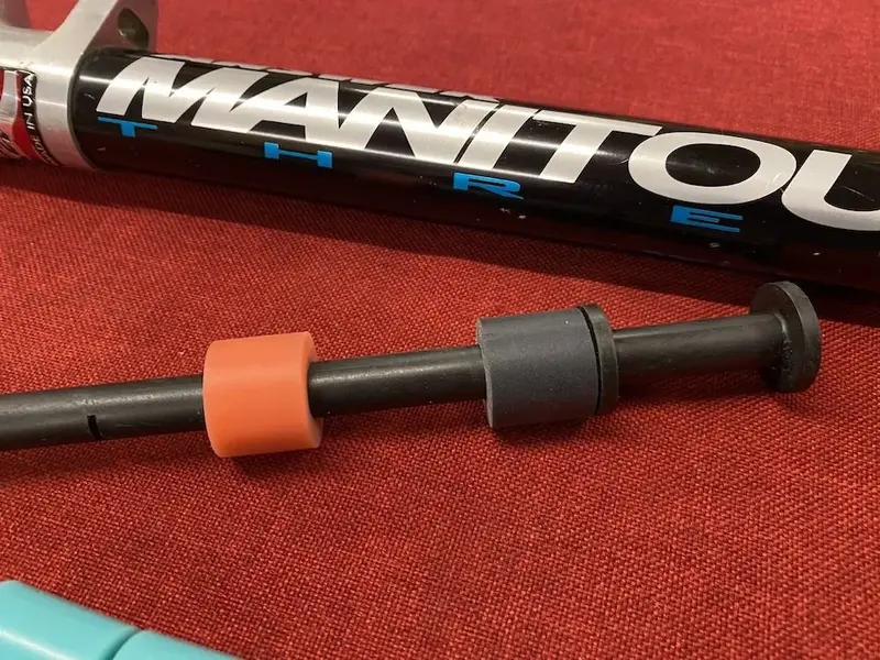 Manitou 3 Elastomer Spring Kit Falko Schlötel Germany 01.jpg
