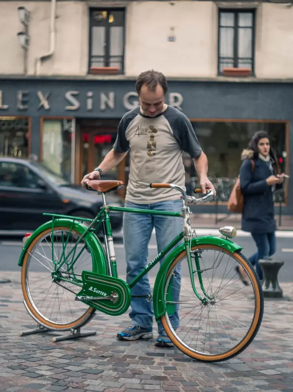 A Sutter porteur 1.webp
