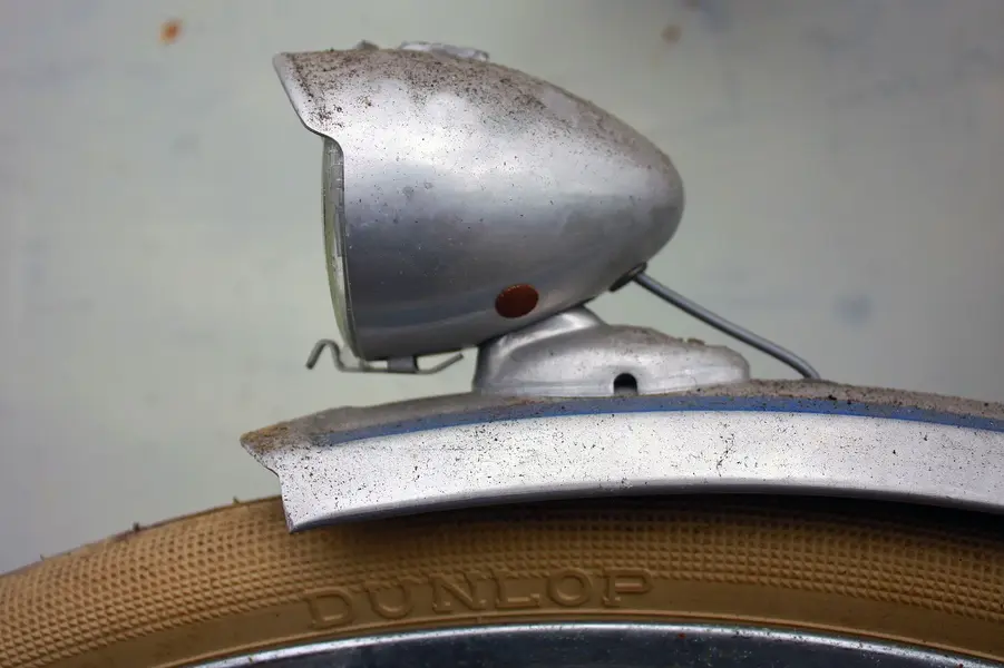 NOS Helium Peugeot sportif 1960 4.webp