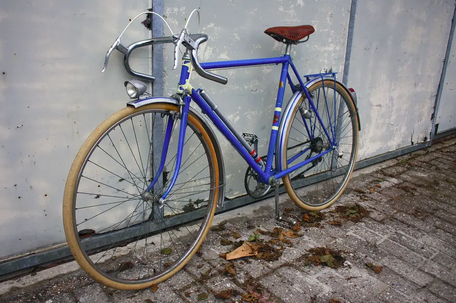 NOS Helium Peugeot sportif 1960 10.webp