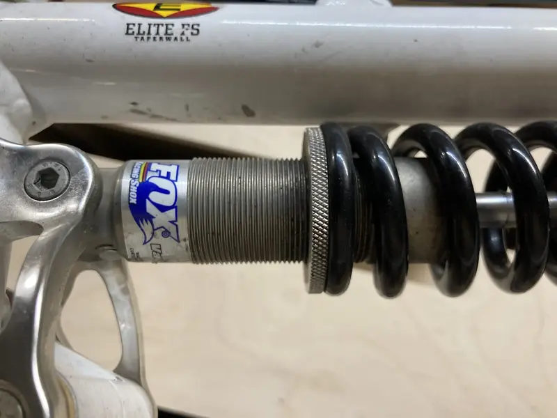 Wanted - Fox Vanilla R or RC 165mm | Retrobike