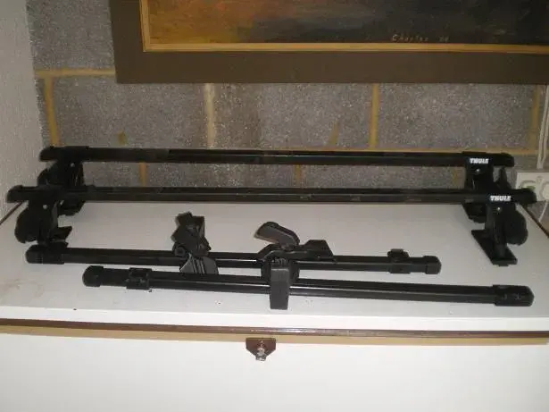 thule roof bar kit.webp