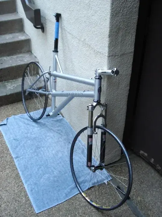 Frame Fork and Wheels 2.webp