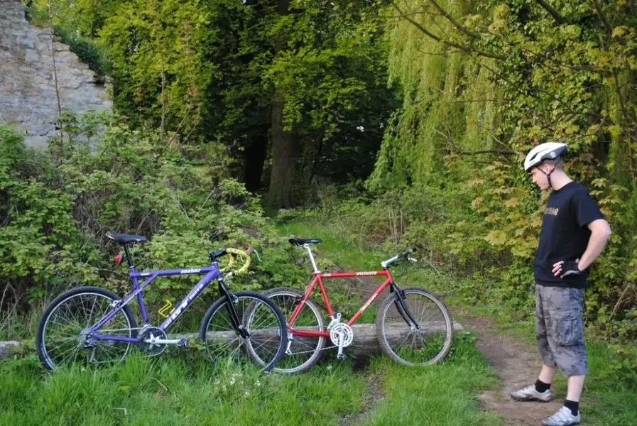 a bloke and some bikes.webp