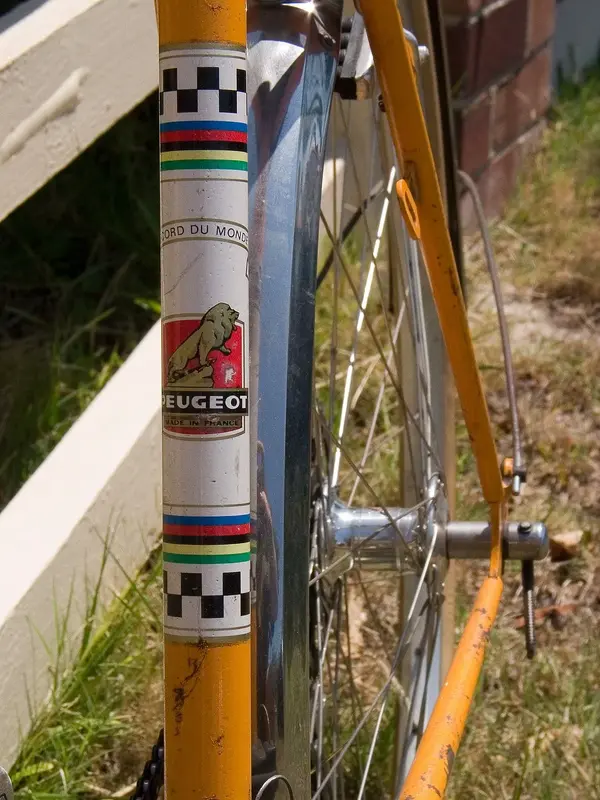Peugeot PE-8 1970 4.jpg