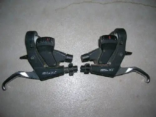Shimano XT V brake and 8 speed shifter and front shifter combined st-m739.webp
