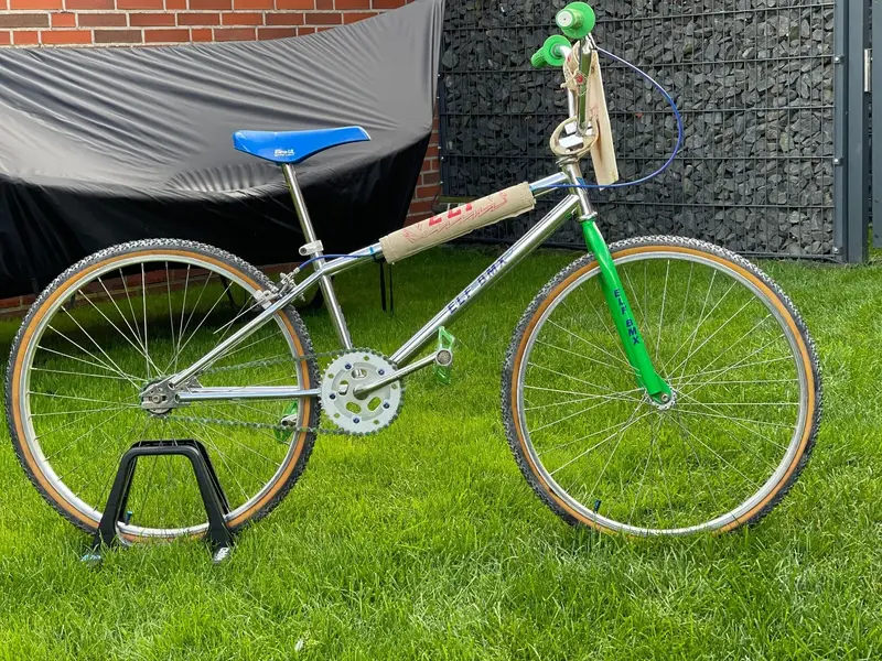1985 Elf 24 Inch.jpg