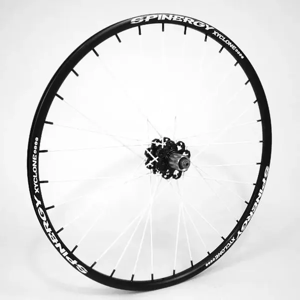 Xyclone%20Disc%20white%20Rear%20Side.webp