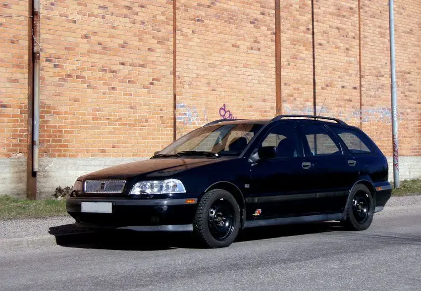v40.webp