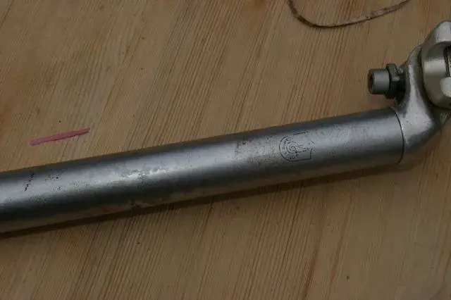 seatpost.webp