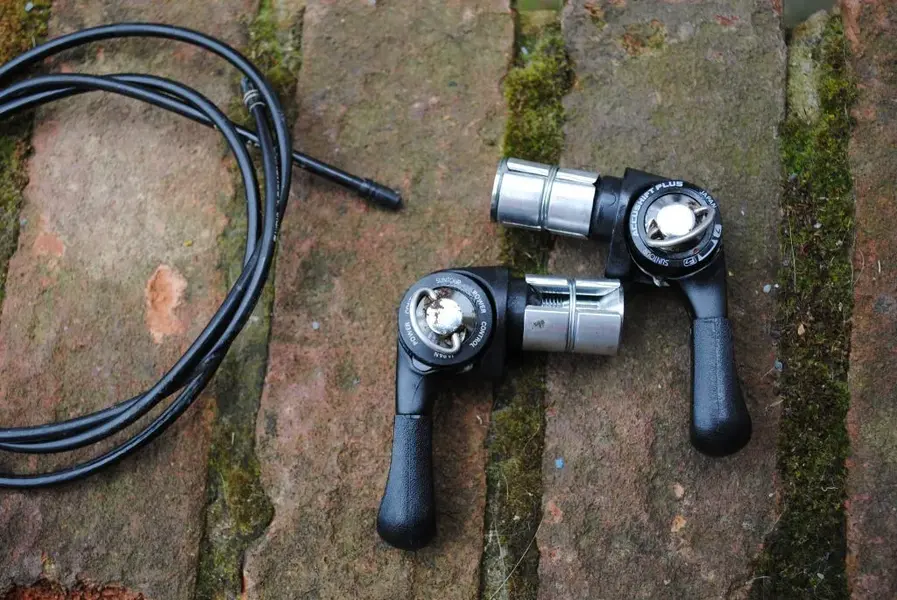 Suntour 7spd BarCon shifters.webp