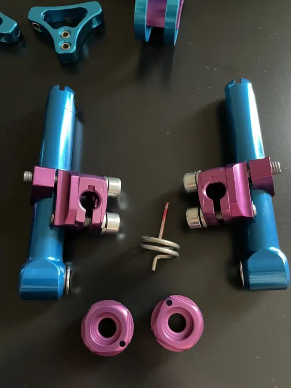 For Sale - Avid Tri Align cantilever brakes 3DV | turquoise